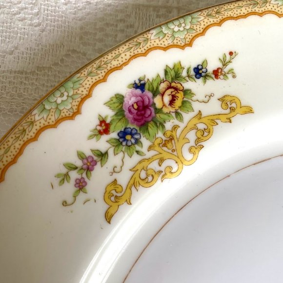 Vintage Kikusui Japan 7 Piece Place Setting - Tan & Green Border, Floral Sprays - Picture 11 of 13